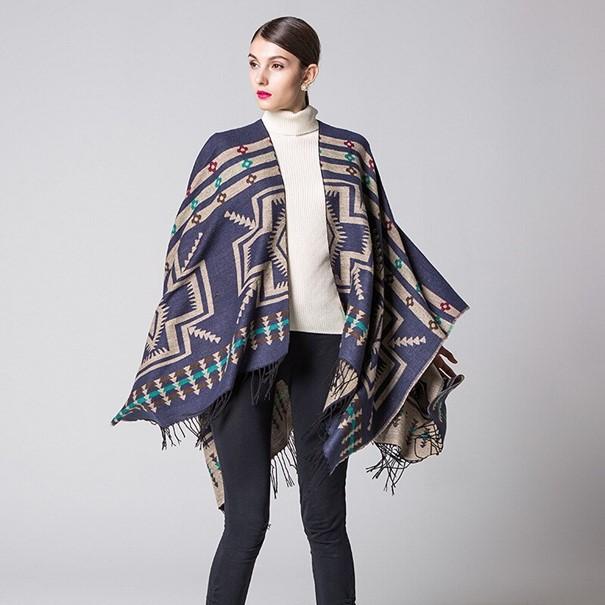 Poncho bohemio