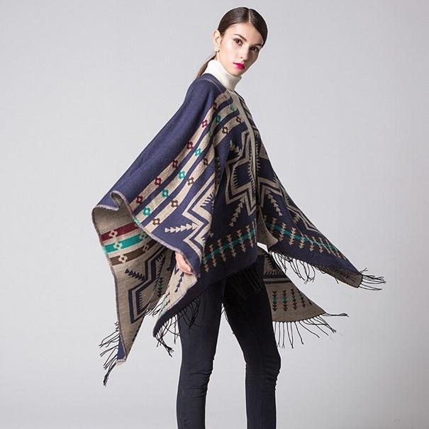 Poncho bohemio