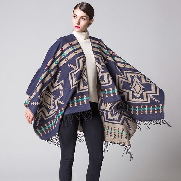 Poncho bohemio