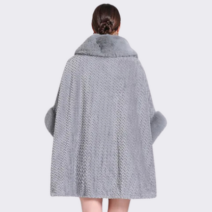 Poncho de piel sintética para mujer