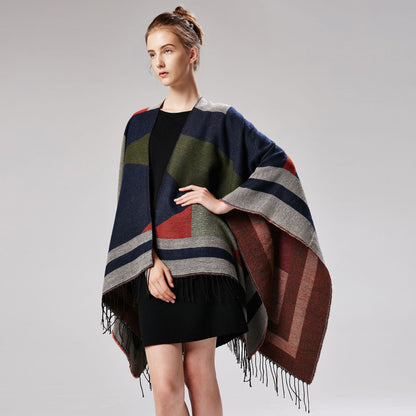 Poncho con flecos para mujer