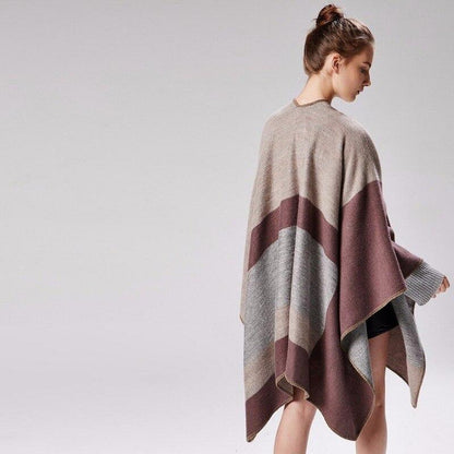 Poncho moderno para mujer