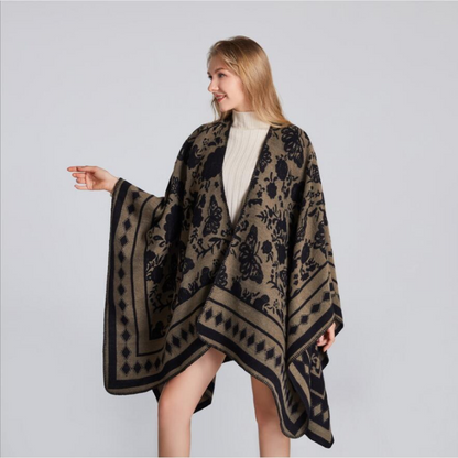 Poncho de mujer con mariposas